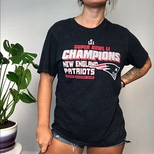 NFL New England Patriots Lg Super Bowl 51 Champs T